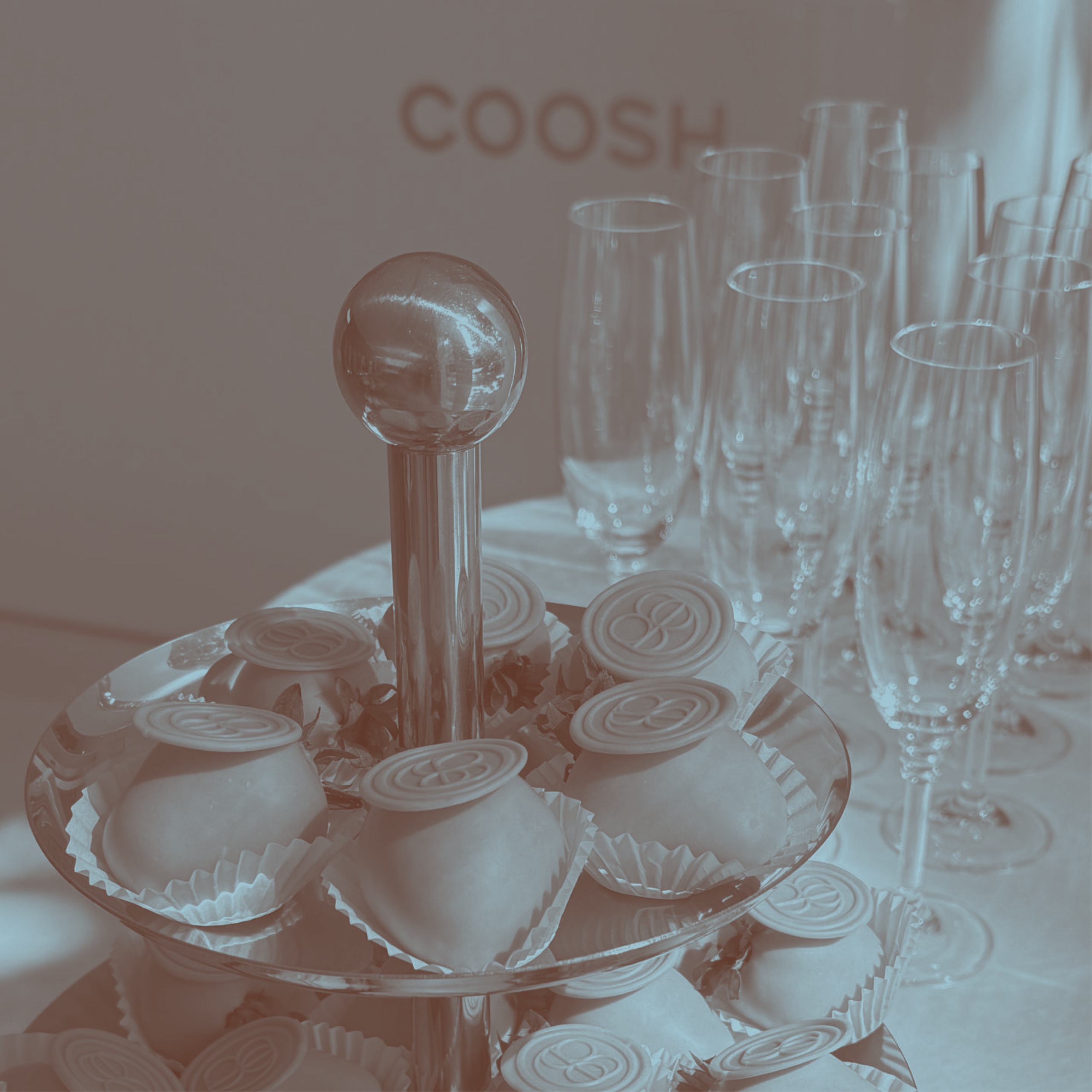 luxury-story__coosh-serving